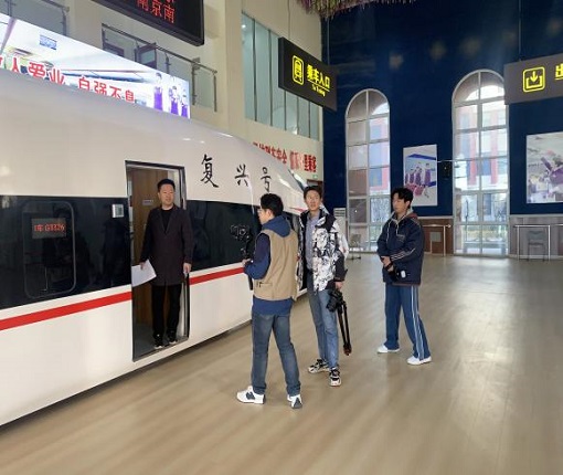 1734597822783780.jpg 高鐵.jpg